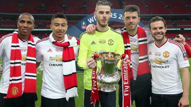 Süper lig devleri dünya yıldızı için karşı karşıya! İspanyol oyuncu Juan Mata'nın kararı bekleniyor Süper lig devleri dünya yıldızı için karşı karşıya! İspanyol oyuncu Juan Mata'nın kararı bekleniyor