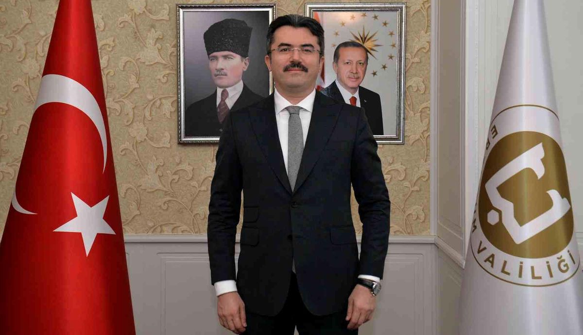 Erzurum haberi | Vali Okay Memiş 'Bağımsızlık meşalemiz Erzurum'da yakıldı'