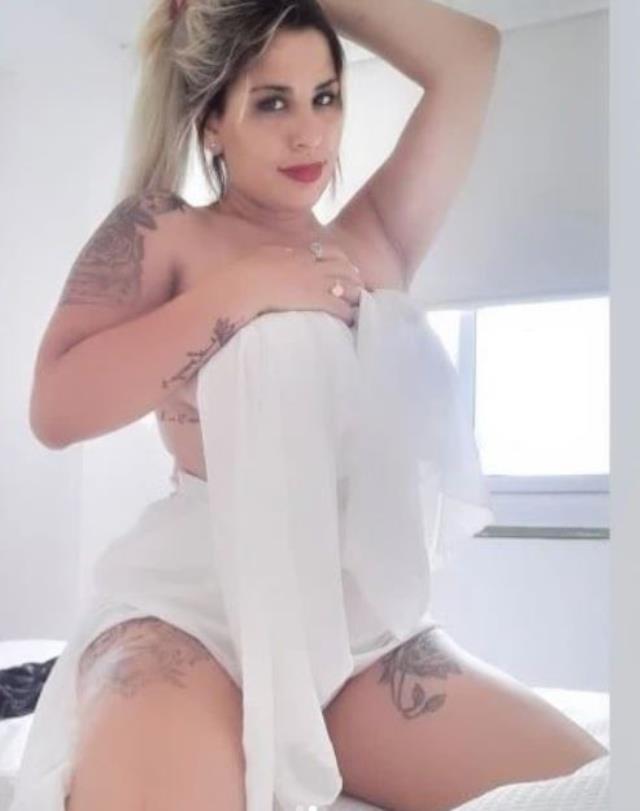 2 çocuk annesi öğretmenin başı, çektirdiği fotoğraflar nedeniyle dertte