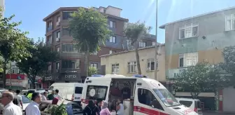 Esenler'de sürücünün direksiyon hakimiyetini kaybettiği otomobil devrildi