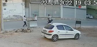 Son dakika haberleri! Sokak ortasında öldüresiye dayak kamerada