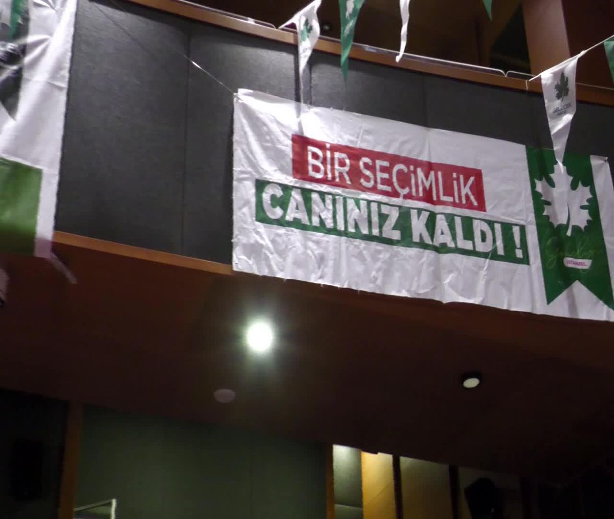 Ahmet Davutoğlu: '6'lı Masa Üzerinden Türkiye'deki Kutuplaşmayı Bitirelim İstedik'