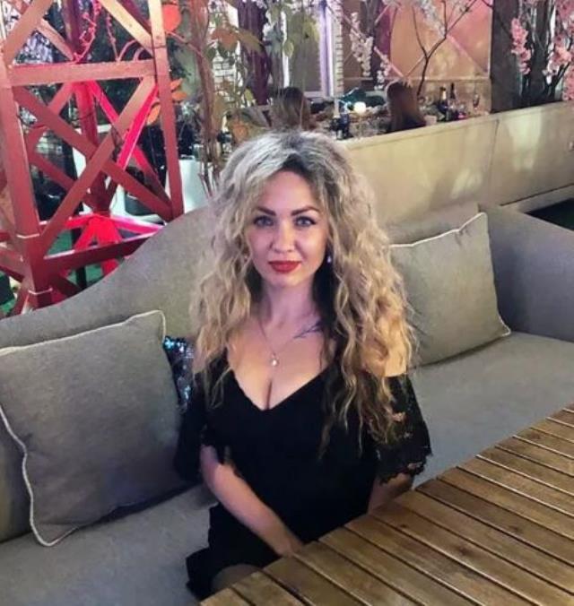 Ukrayna'yı işgali eleştiren 7 yıllık eşini, hiç düşünmeden Rus polisine teslim etti