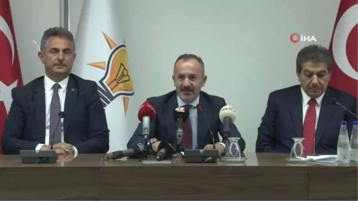 AK Partili 11 büyükşehir grup başkanvekili İzmir'de buluştu