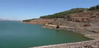 AK Parti'li Yayman, gazetecilerle Tahtaköprü Barajı'nı gezdi