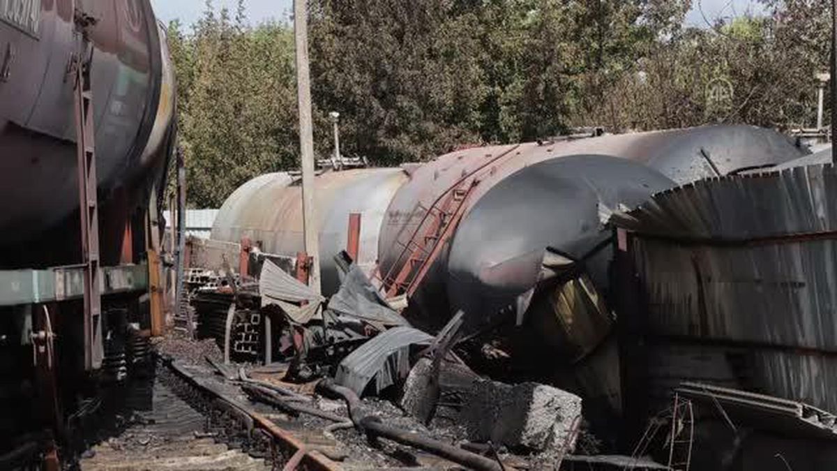 Son dakika haberi | Budonivskyi'de bulunan petrol tanklarına yönelik saldırı