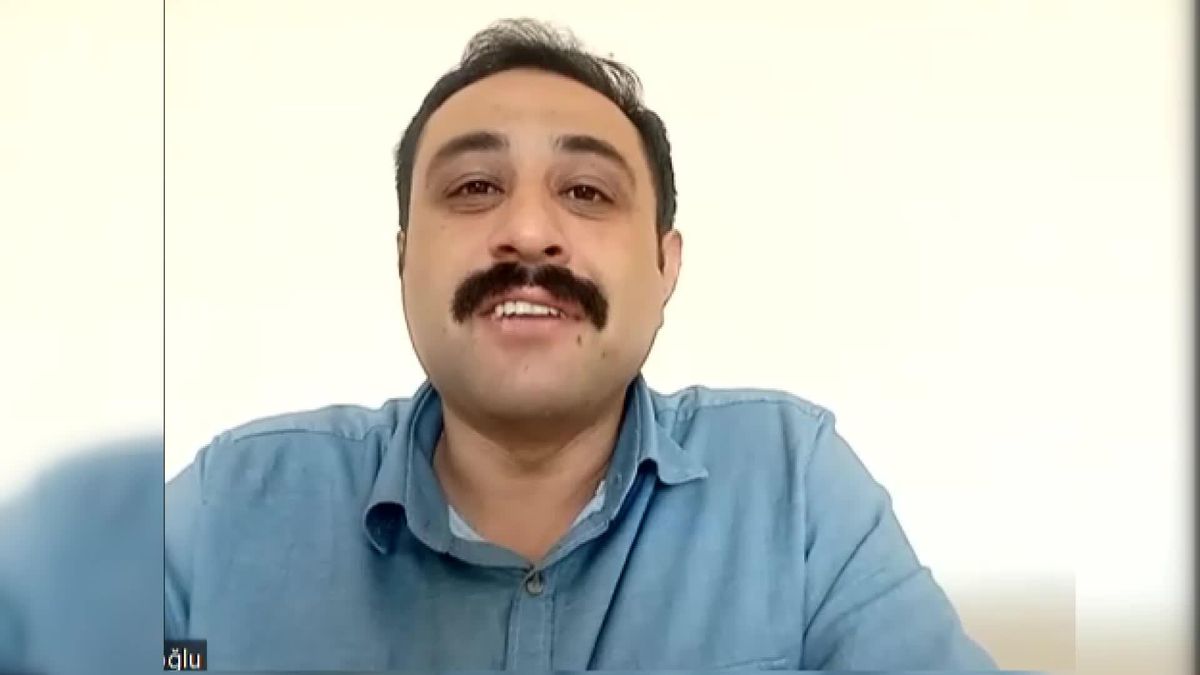 Emniyette Sivil Memurlardan 'Favori ve Bıyık' Eylemi