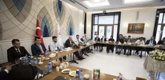 İçişleri Bakanı Soylu, üniversitelerin bölüm birincileri yabancı öğrencilerle görüştü