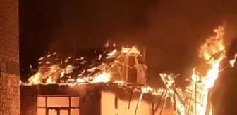 Kullanılmayan bina alev alev yandı, mahalleli sokağa döküldü