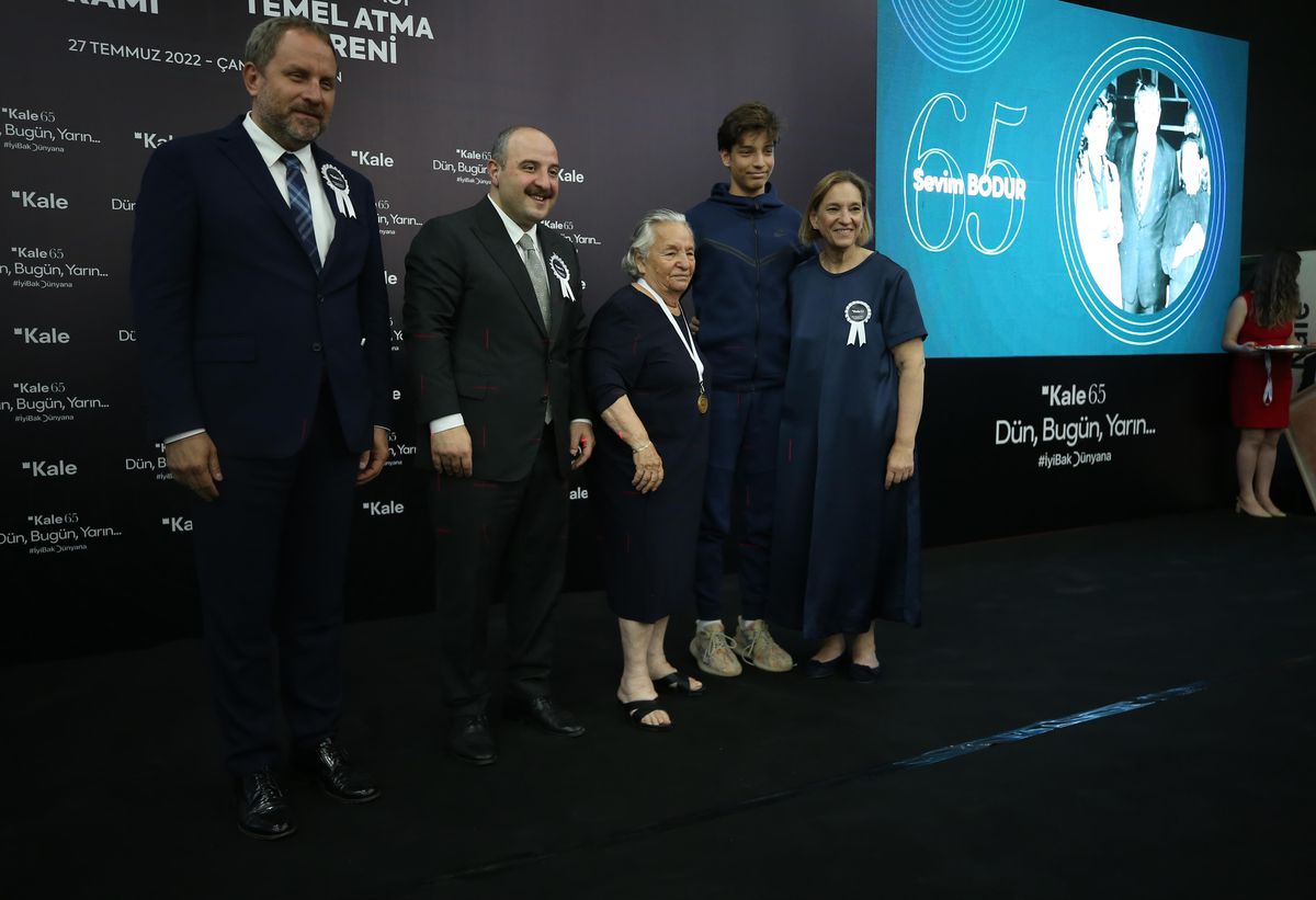 Son dakika haber: ÇANAKKALE - Bakan Varank: 'Türkiye, bugün artık yatırımlarda dünyanın en güvenli limanlarından biri konumunda'