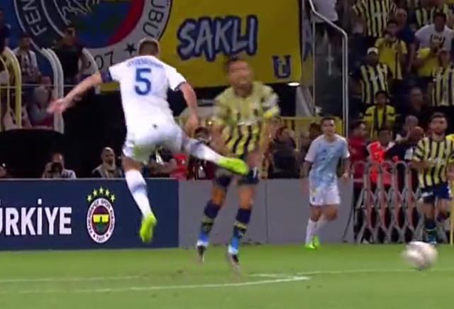 Bu kadarı da fazla! Ukraynalılar, Fenerbahçe maçında kantarın topuzunu kaçırdı