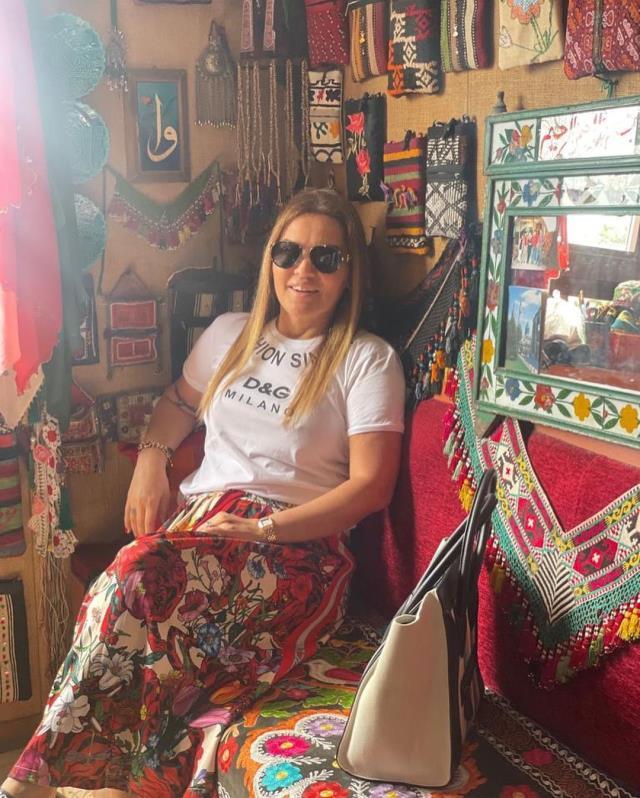 Demet Akalın, yumurta fiyatlarına gelen zamma tepki gösterdi: Suriyelilere bedava verilen yem veriliyor