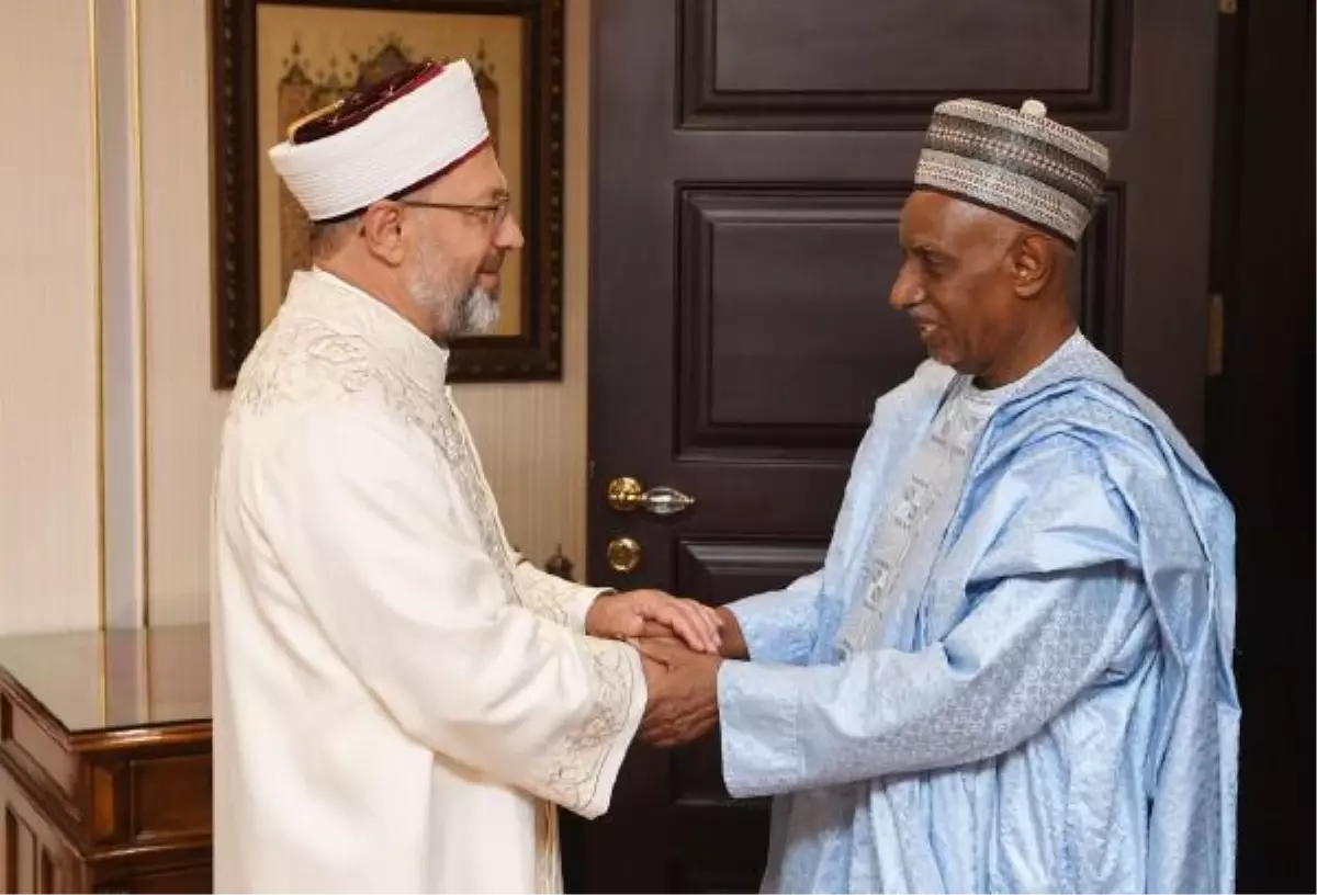 Diyanet İşleri Başkanı Erbaş, Nijer heyeti ile görüştü