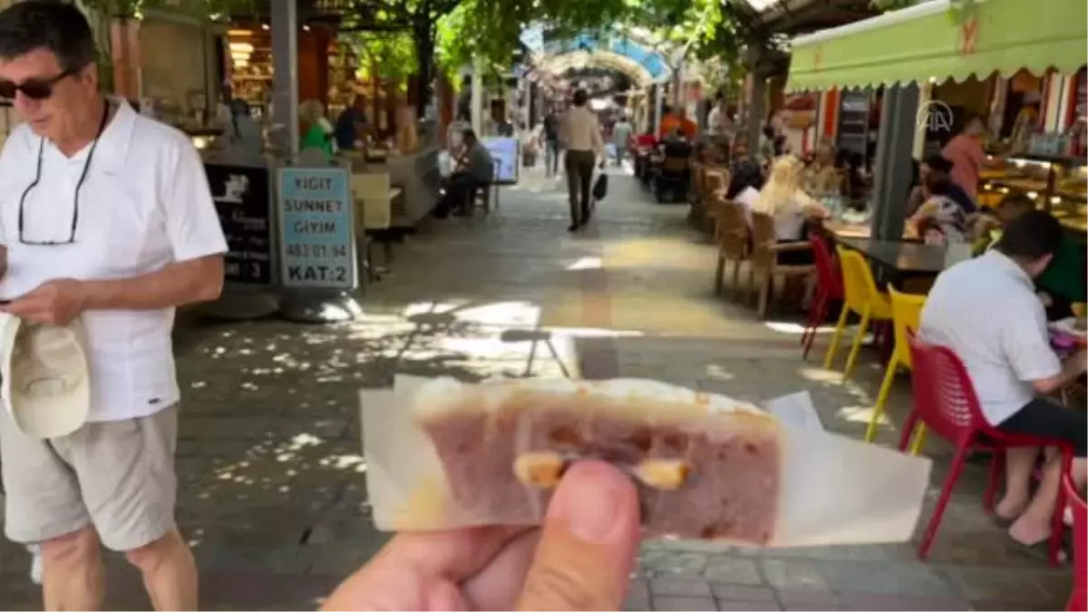İzmir'in ayaküstü tatlısı: Şambali???????