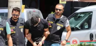 Kendisini polis olarak tanıtıp dolandırmaya çalışırken suçüstü yakalandı