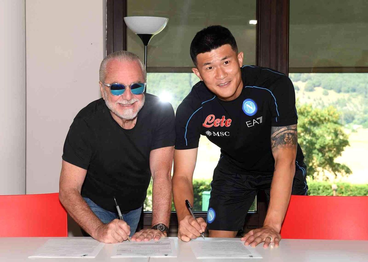 Kim Min-jae resmen Napoli'de