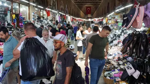 Pasaportsuz giriş başladı, Bulgar turistler Edirne'ye akın etti