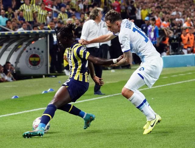 Son Dakika: Fenerbahçe, Dinamo Kiev'e 2-1 yenilerek Şampiyonlar Ligi'ne veda etti