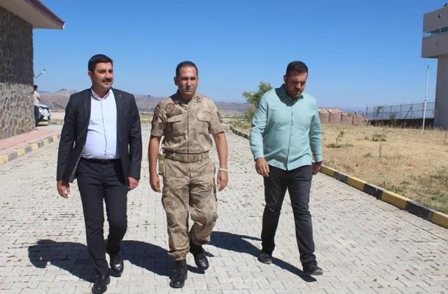 AK Parti İl Başkanı'nı askeri törenle karşılayan karakol komutanı görevden alındı