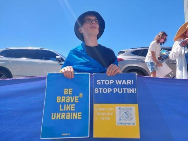 Putin tezahüratını protesto eden Ukraynalılardan, Fenerbahçe'ye çağrı: O taraftarları stada almayın