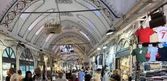 Suudi turistlerin gelmesi ile birlikte Kapalıçarşı'da ziyaret sayıları arttı