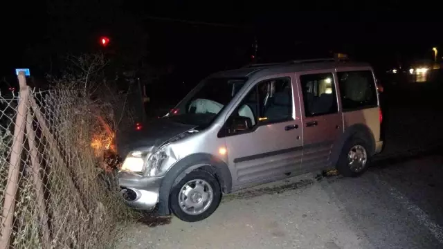 Bir garip kaza! Sürücülerden biri şoka girip gözyaşlarına boğuldu, diğeri 'Ben ambulans görevi görüyordum' diye kendini savundu