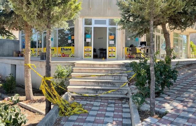 1 kişiyi öldürüp 2 kişiyi de yaralayan katil zanlısını teslim olmaya astsubay oğlu ikna etti