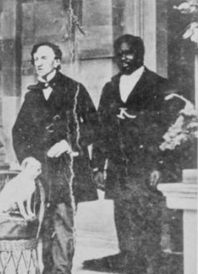 'Beni kıyafetlerimle gömün' diyen tarihin en ünlü doktorunun sırrı, mezara konulurken ortaya çıkmış