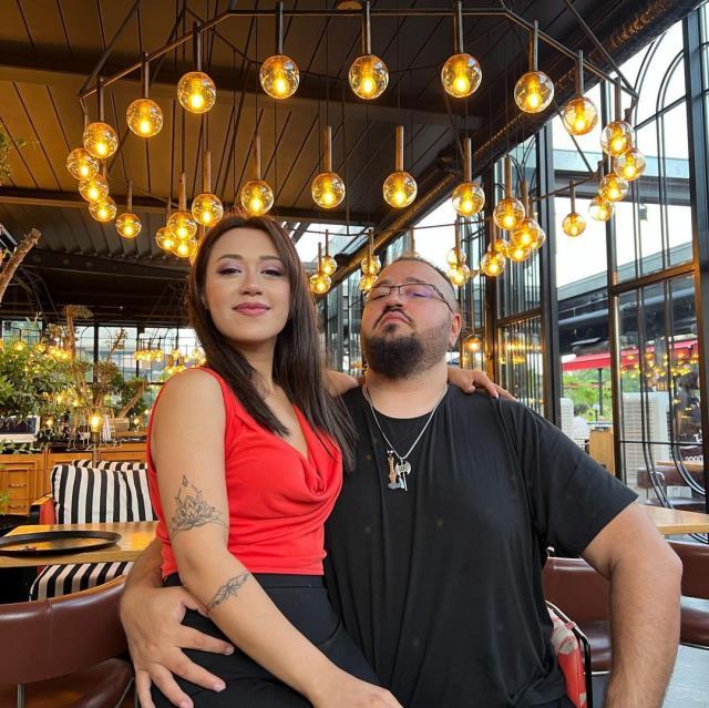 Fenomen Jahrein'den kadın takipçisine skandal sözler: O fındık memeler büyütülecek