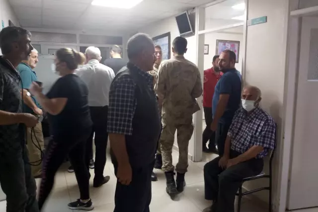 Gıda zehirlenmesi şüphesiyle 54 kişi tedavi altına alındı Gıda zehirlenmesi şüphesiyle 54 kişi tedavi altına alındı