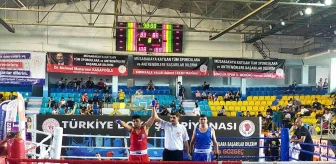 Kırıkkale haberi | Çayırovalı boksörler, Kırıkkale'de 3. tura çıktı
