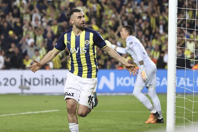 Fenerbahçe'de taraftarın sevgilisi Serdar Dursun, kendisine kulüp aramaya başladı