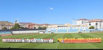 SMA'lı Ömer Alp için 'Türkiye ve Romanya Şöhretler Futbol Müsabakası' yapıldı