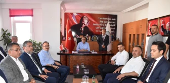 Bilecik haber | Bakan Dönmez, Yenipazar Belediyesi'ni ziyaret etti
