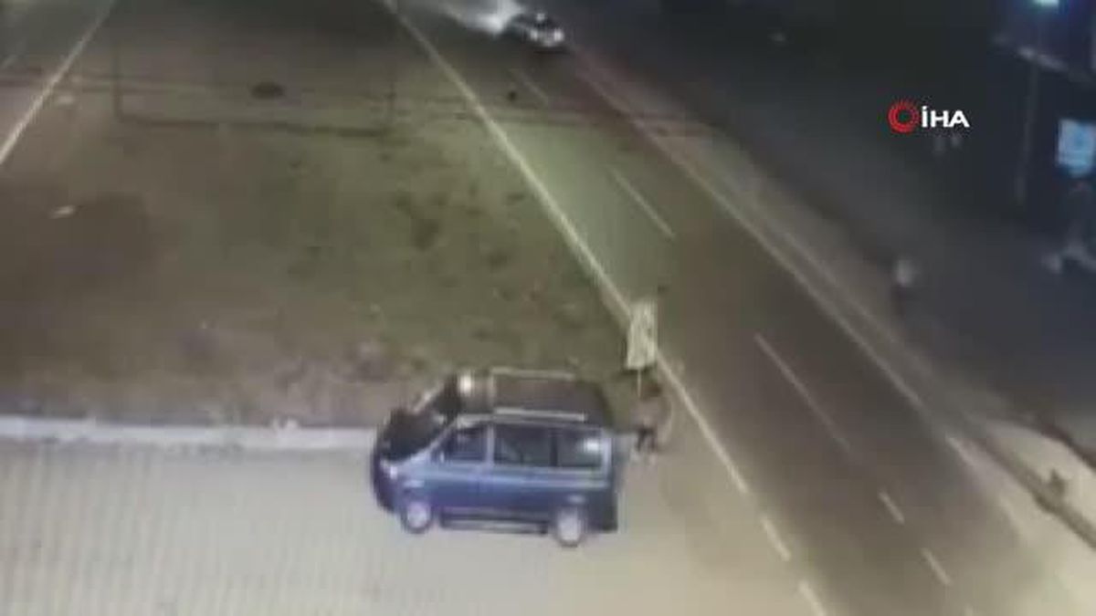 Son dakika haber | Yolun karşısına geçmek isterken canından oldu, o anlar kameraya böyle yansıdı