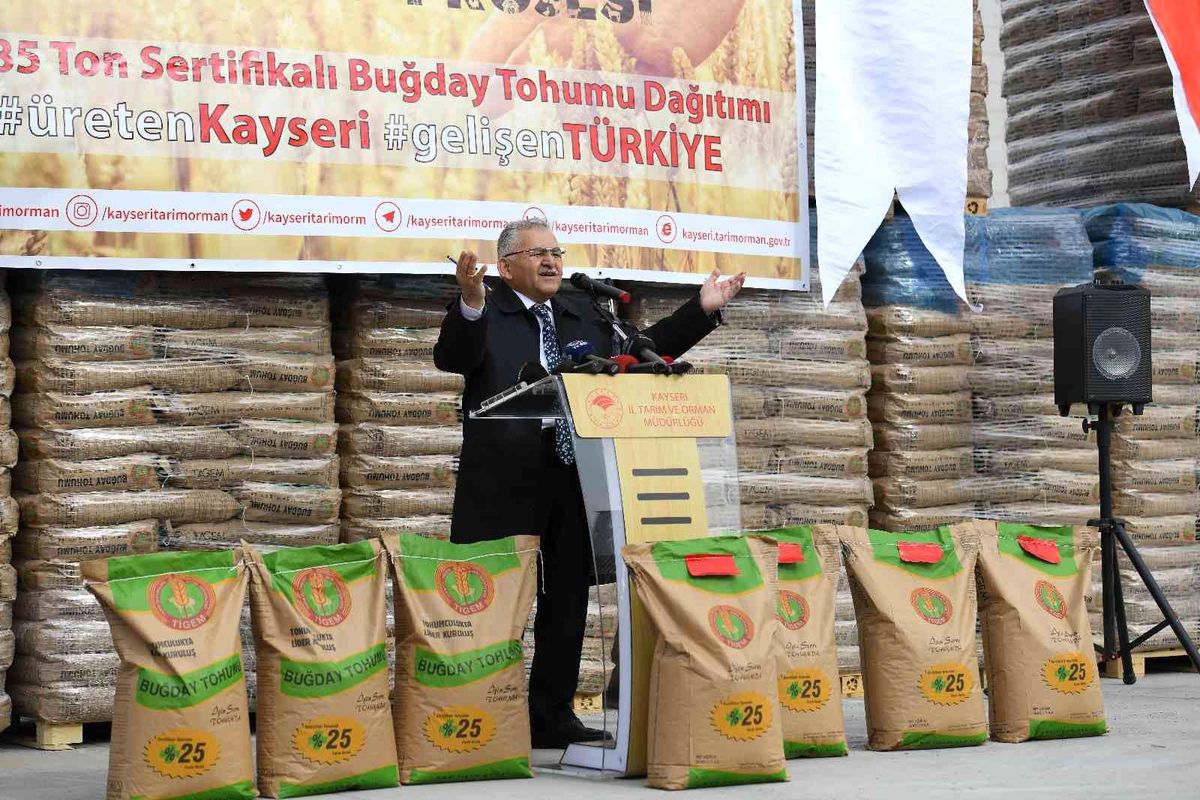 Büyükkılıç'ın tarım ve hayvancılık projeleri meyvelerini veriyor