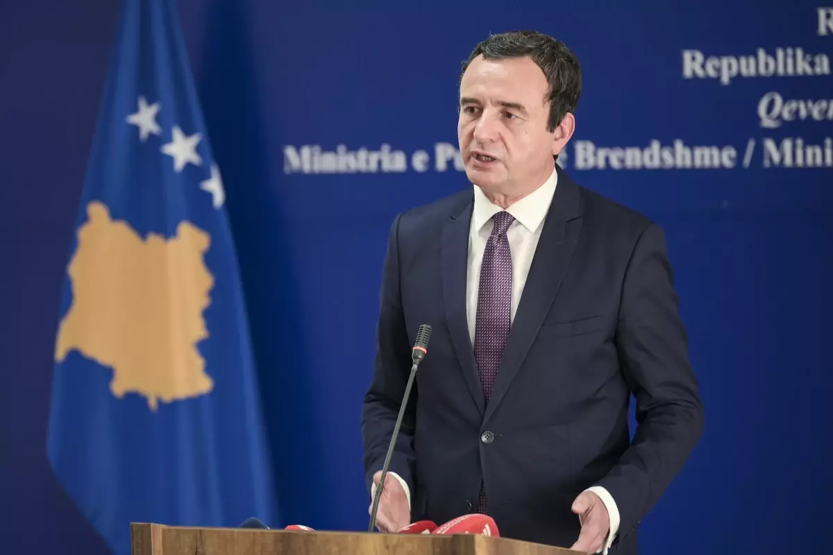 Kosova Başbakanı Kurti'den gerginliğe yol açan 'barikatların kaldırılması' açıklaması Açıklaması