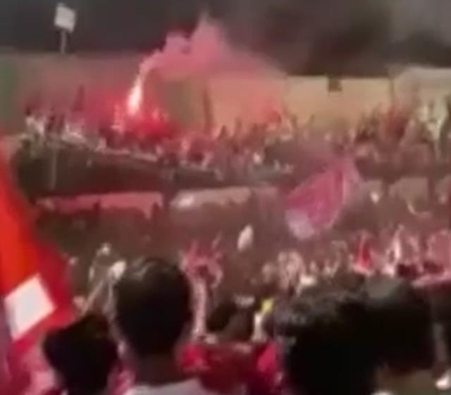 Libya'daki şampiyonluk kutlamalarında can pazarı! Tribün çöktü, çok sayıda yaralı var