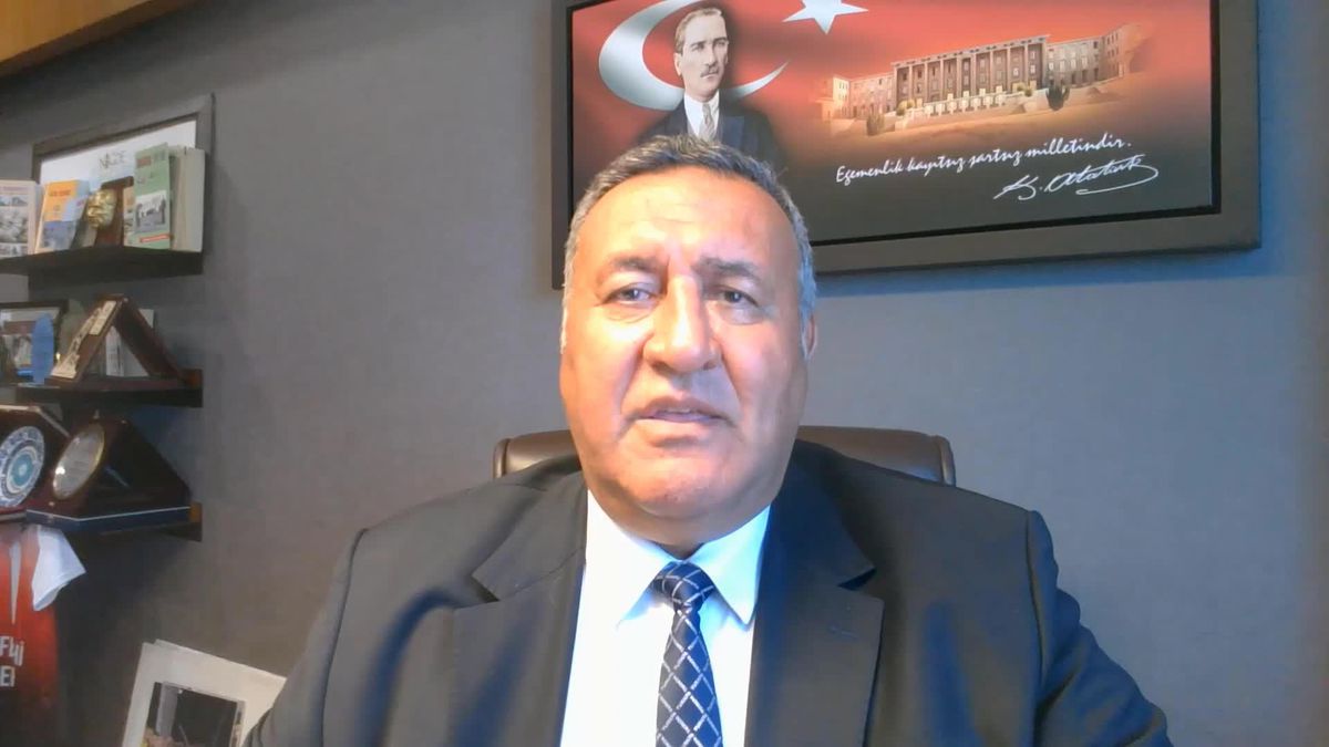 Ömer Fethi Gürer'den 'Yapay Et Araştırmaları Takip Ediliyor' Diyen Bakan Kirişci'ye: 'Laboratuvarda Üretilen Ete Muhtaç Olmamamız İçin Besiciler...