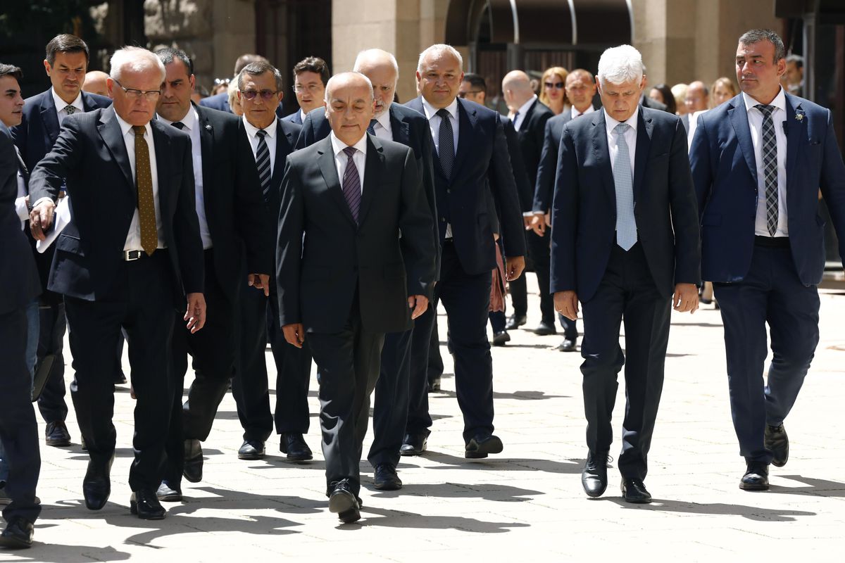 Bulgaristan'da geçici hükümet göreve başladı