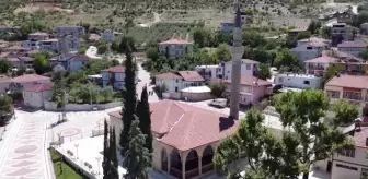 Ecdat yadigarı cami ve kervansaray yenilenen çehresiyle ziyaretçilerini ağırlıyor