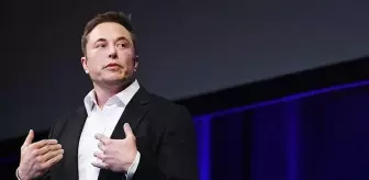 Elon Musk'ın babasından olay yaratacak sözler: Dehasını sütçüden almış olabilir