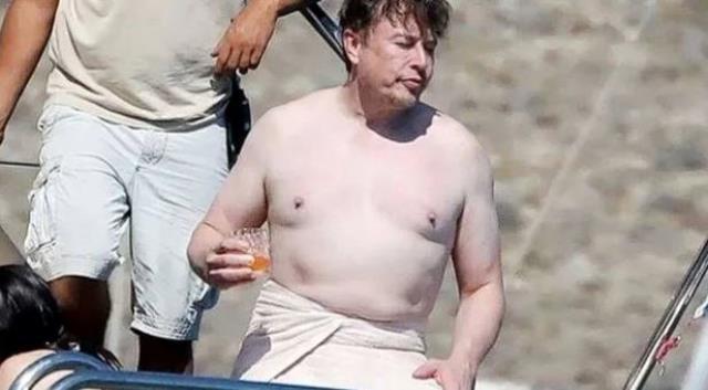 Elon Musk'ın babasından olay yaratacak sözler: Dehasını sütçüden almış olabilir