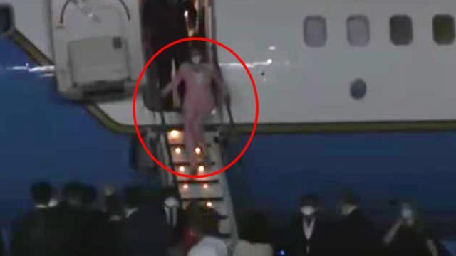 Son Dakika: ABD'nin uçağının Tayvan'a inmesinin ardından Çin'e ait savaş uçakları Tayvan Boğazı'nı geçti