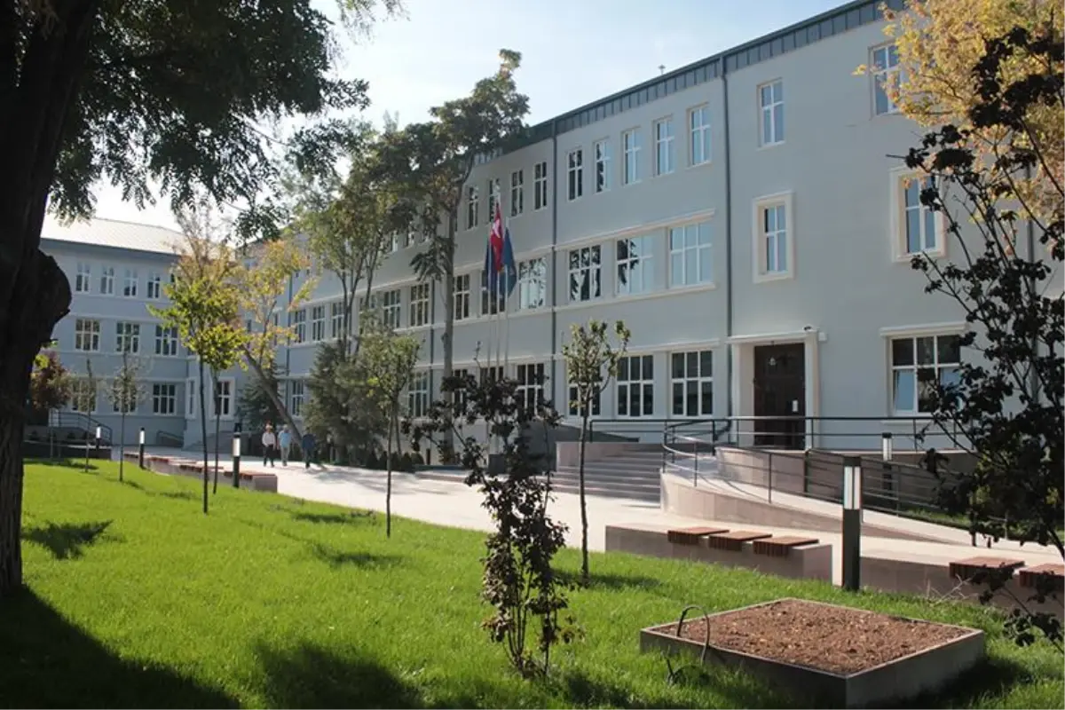 TED Üniversitesi özel mi, devlet üniversitesi mi?