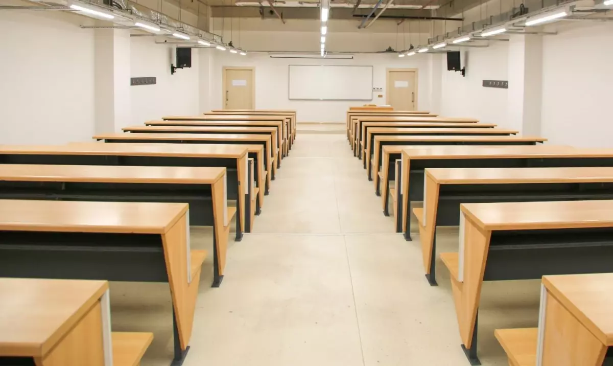 Doğuş Üniversitesi Bölümleri