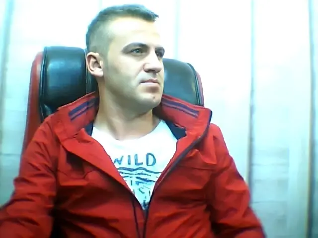 Villa inşaatından düşen işçi, demirlere ok gibi saplandı! O anlar kamerada Villa inşaatından düşen işçi, demirlere ok gibi saplandı! O anlar kamerada