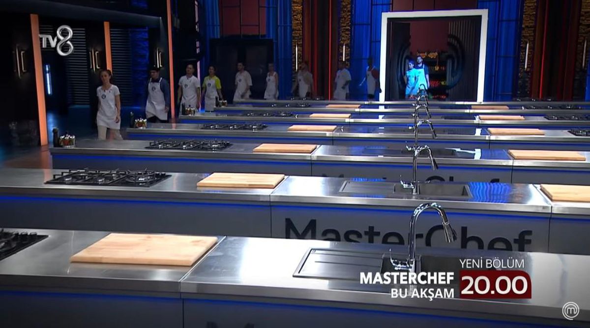 MasterChef canlı izle! 3 Ağustos 2022 Masterchef yeni sezon 29. bölüm canlı izle! TV8 Masterchef canlı izle! Masterchef günün yemekleri neler?