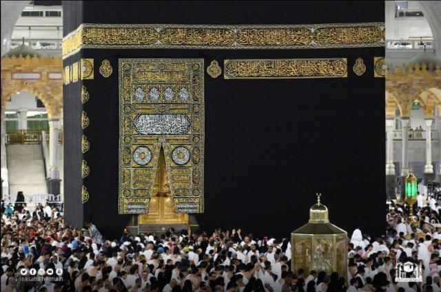 Müslümanlar için büyük sevinç! Kabe'nin etrafındaki bariyerler 2,5 yıl sonra kaldırıldı