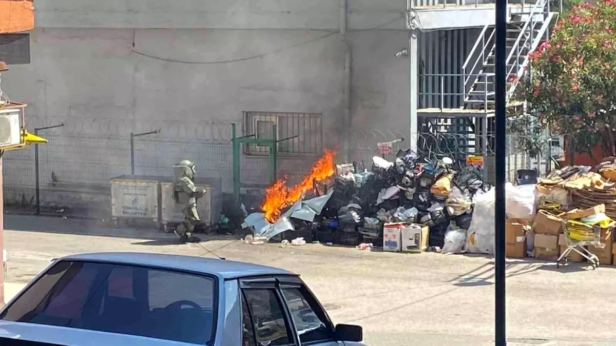 Şüpheli paket ekipleri harekete geçirdi